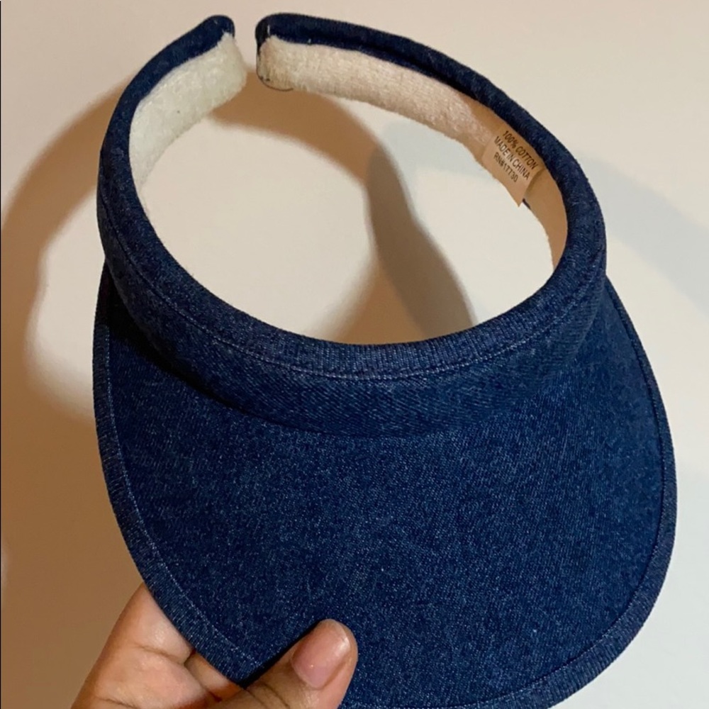 Trendy denim visor 👒